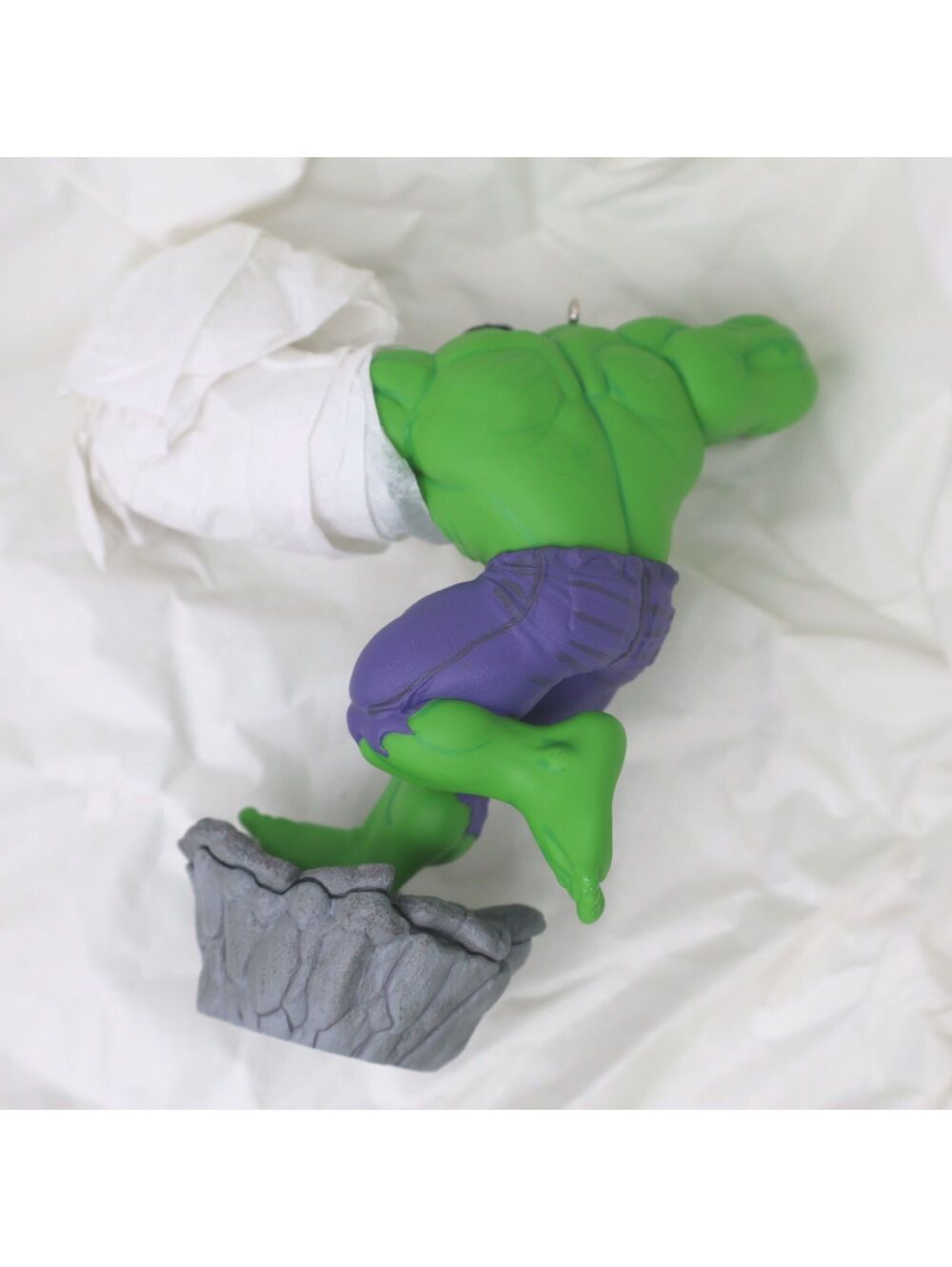 Hallmark Keepsake Marvel Hulk Smash! The Incredible Hulk Christmas Tree Ornament - Picture 9 of 11